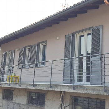Promax - Serramenti e carpenteria - Parapetto in ferro verniciato 2