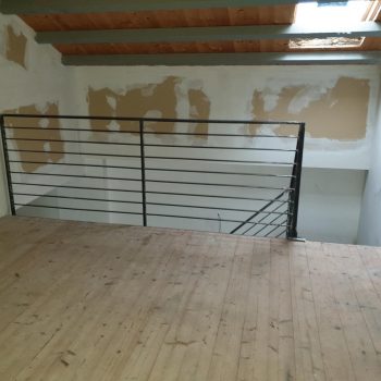 Promax - Serramenti e carpenteria - Parapetto per soppalco